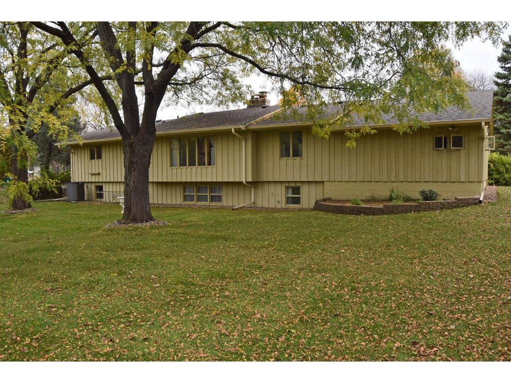 3053 Cherrywood Ct, Eagan, MN 55121 photo 22