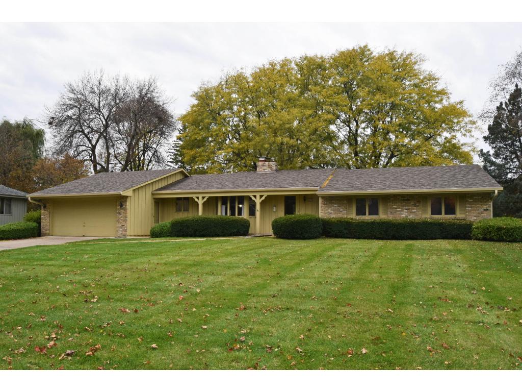 3053 Cherrywood Ct, Eagan, MN 55121 photo 1