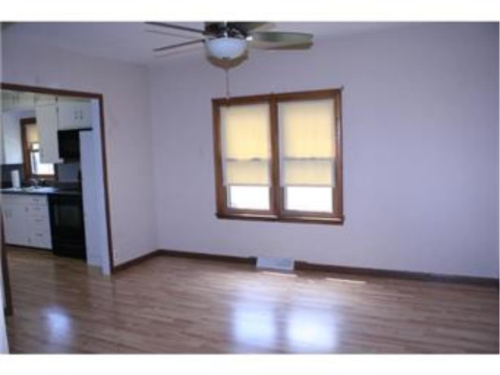 615 8th St, Kenyon, MN 55946 photo 4