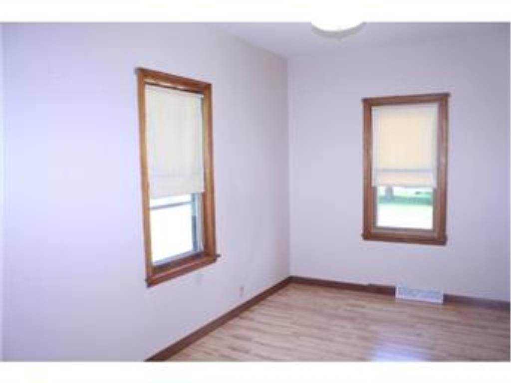 615 8th St, Kenyon, MN 55946 photo 9