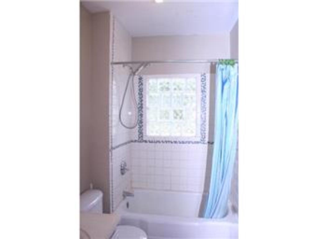 615 8th St, Kenyon, MN 55946 photo 8