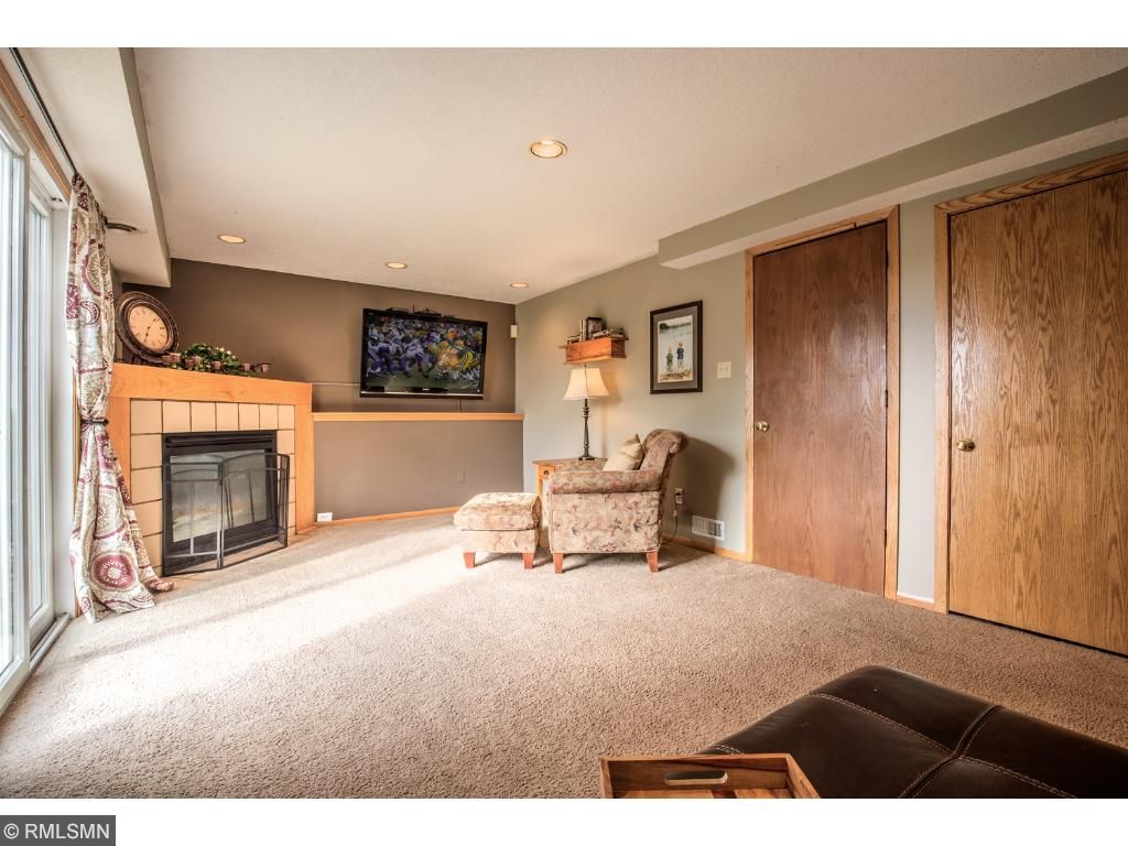 105 Meadow Dr, Loretto, MN 55357 photo 18