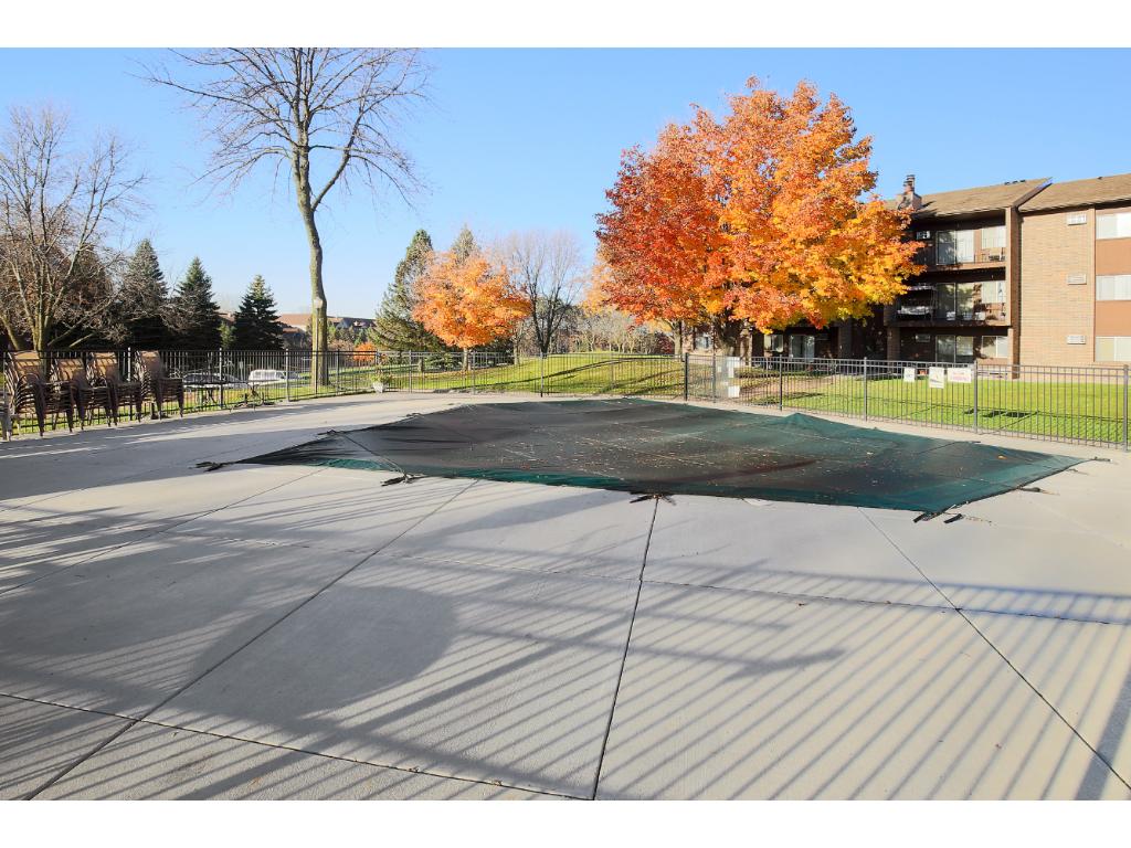 3425 Golfview Dr #202, Eagan, MN 55123 photo 13