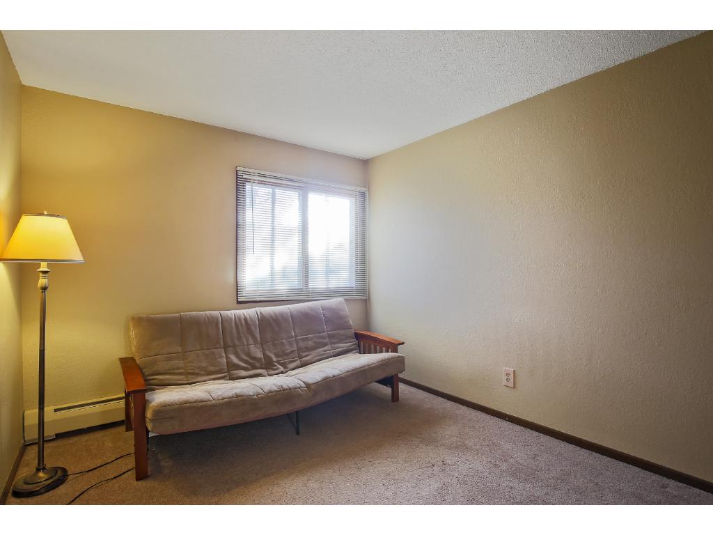 3425 Golfview Dr #202, Eagan, MN 55123 photo 9