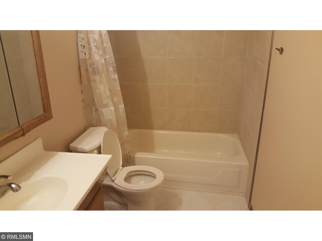 12900 Monticello Ln, Champlin, MN 55316 photo 4