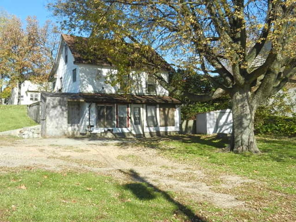 1206 10th St E, Glencoe, MN 55336 photo 8