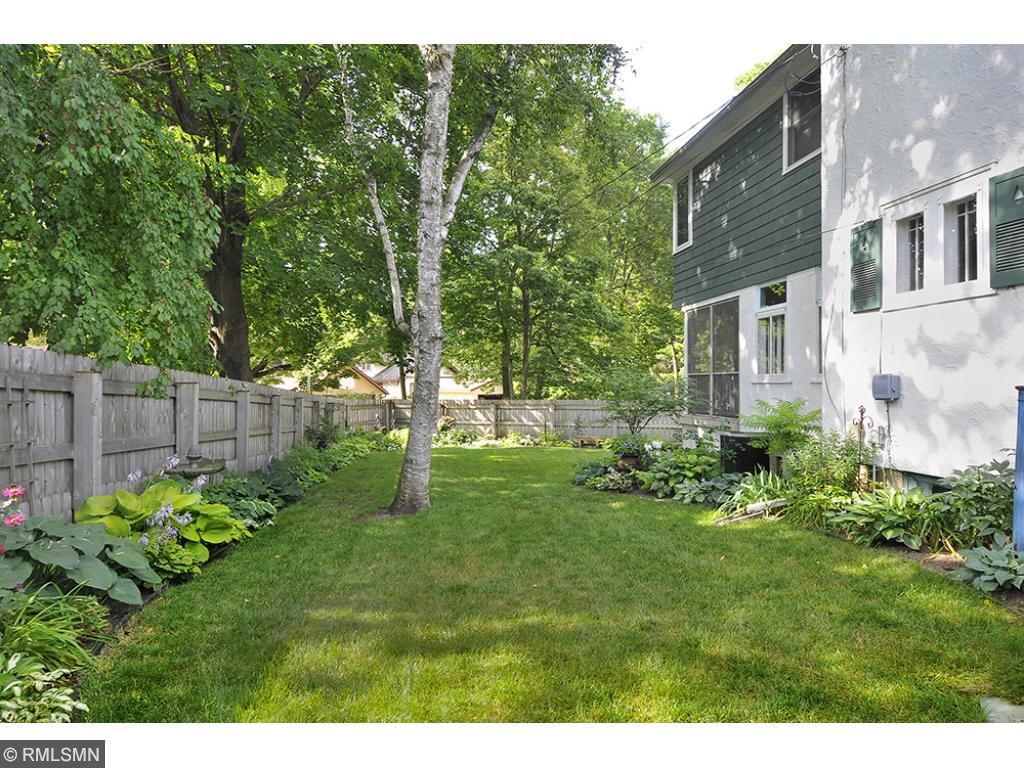 429 8th St SW, Faribault, MN 55021 photo 4