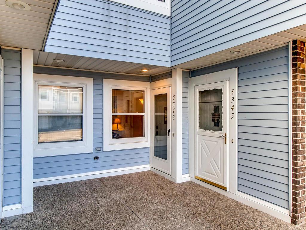 5343 Highpointe Ter, Bloomington, MN 55437 photo 19