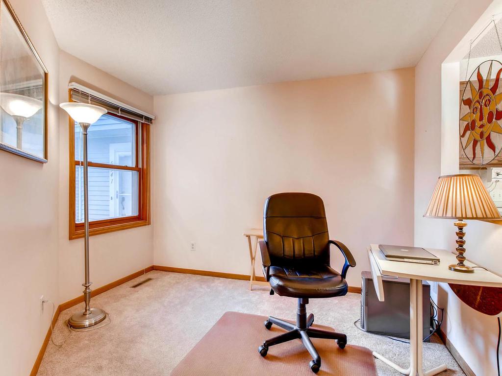 5343 Highpointe Ter, Bloomington, MN 55437 photo 7