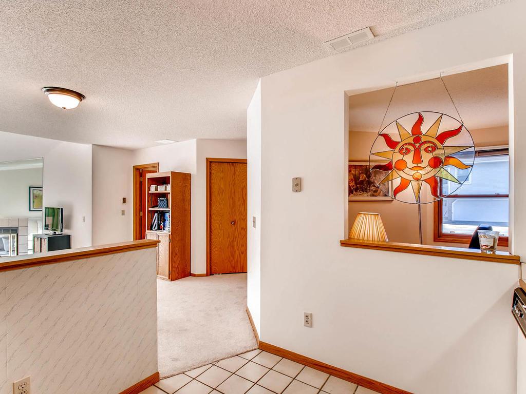 5343 Highpointe Ter, Bloomington, MN 55437 photo 11