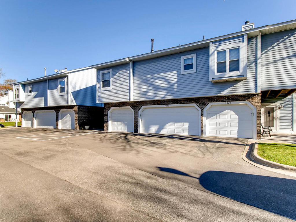 5343 Highpointe Ter, Bloomington, MN 55437 photo 21