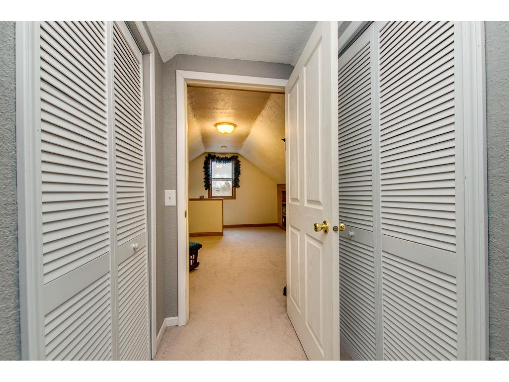 512 Doris Ave, Shoreview, MN 55126 photo 12