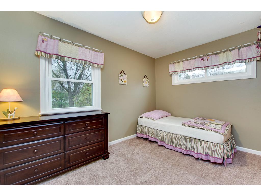512 Doris Ave, Shoreview, MN 55126 photo 13