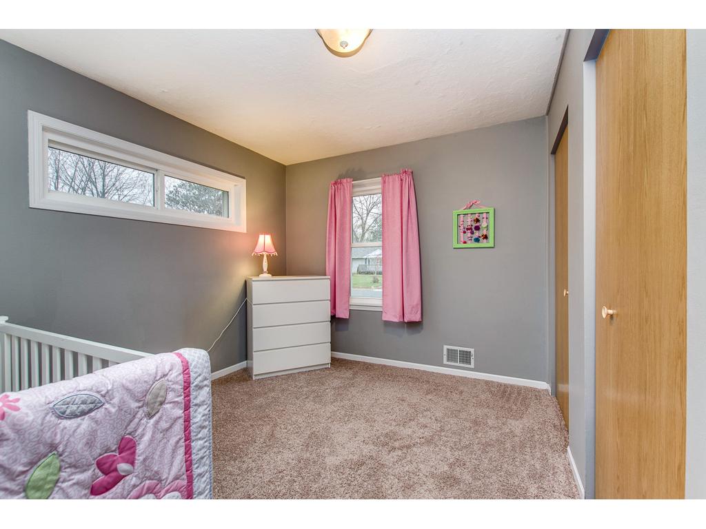 512 Doris Ave, Shoreview, MN 55126 photo 16