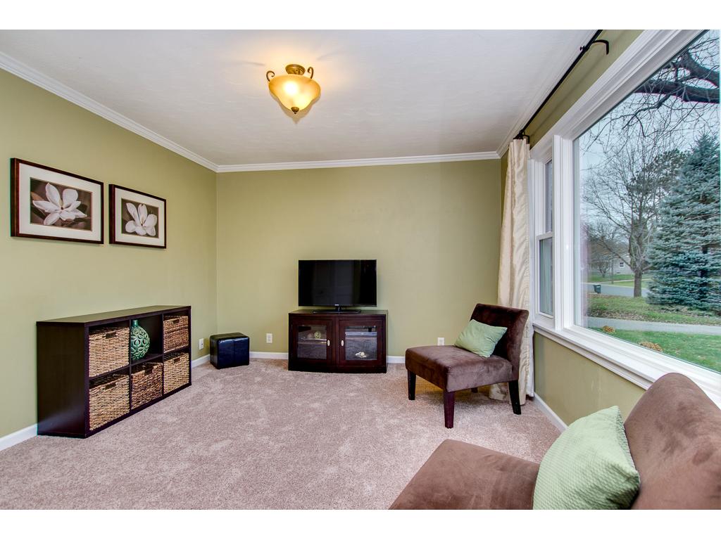 512 Doris Ave, Shoreview, MN 55126 photo 8
