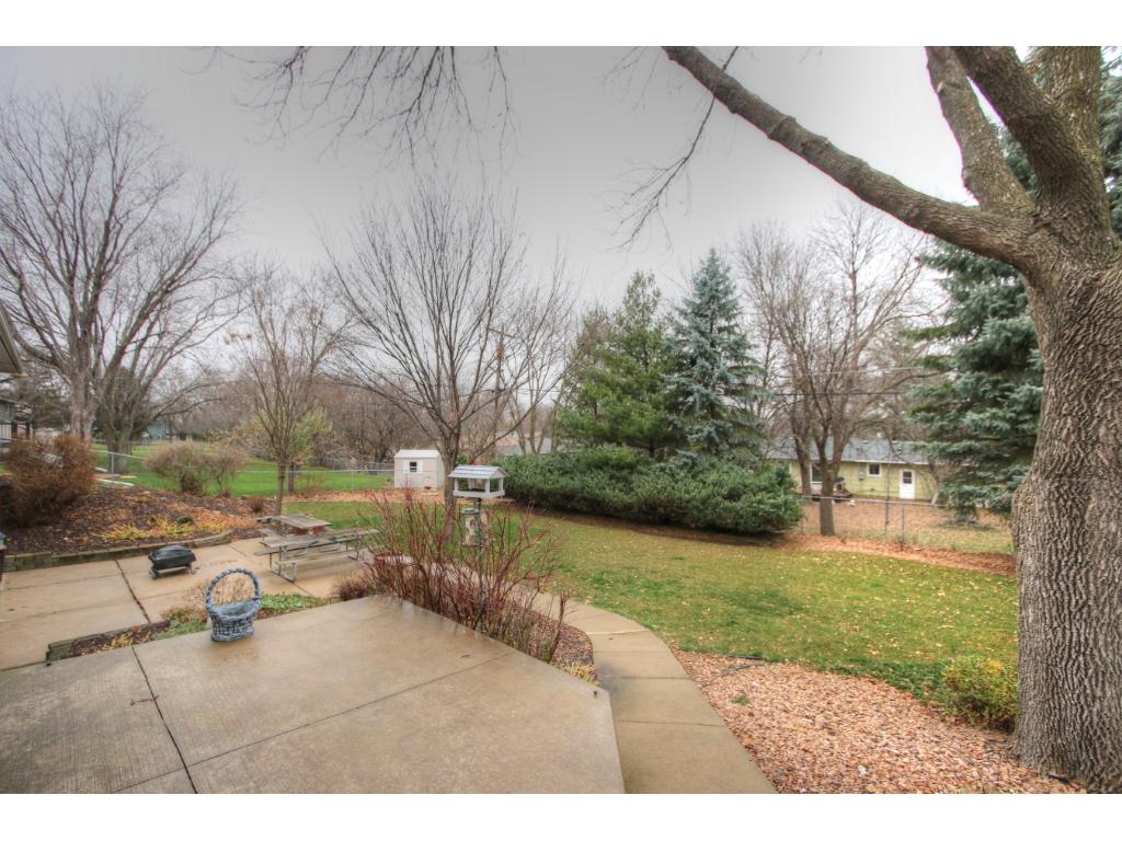 1779 Carnelian Ln, Eagan, MN 55122 photo 21
