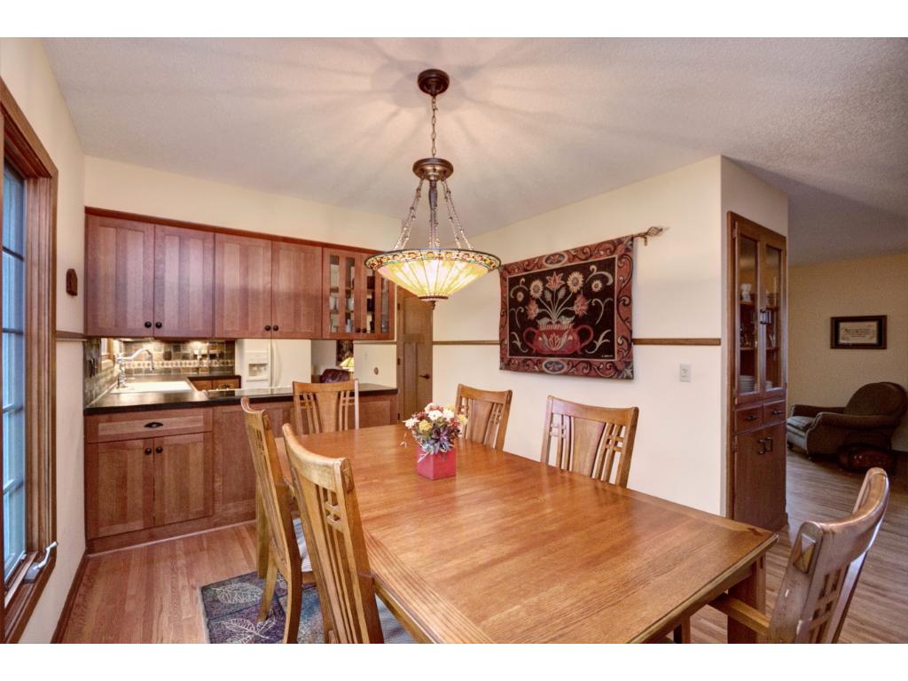 1779 Carnelian Ln, Eagan, MN 55122 photo 6
