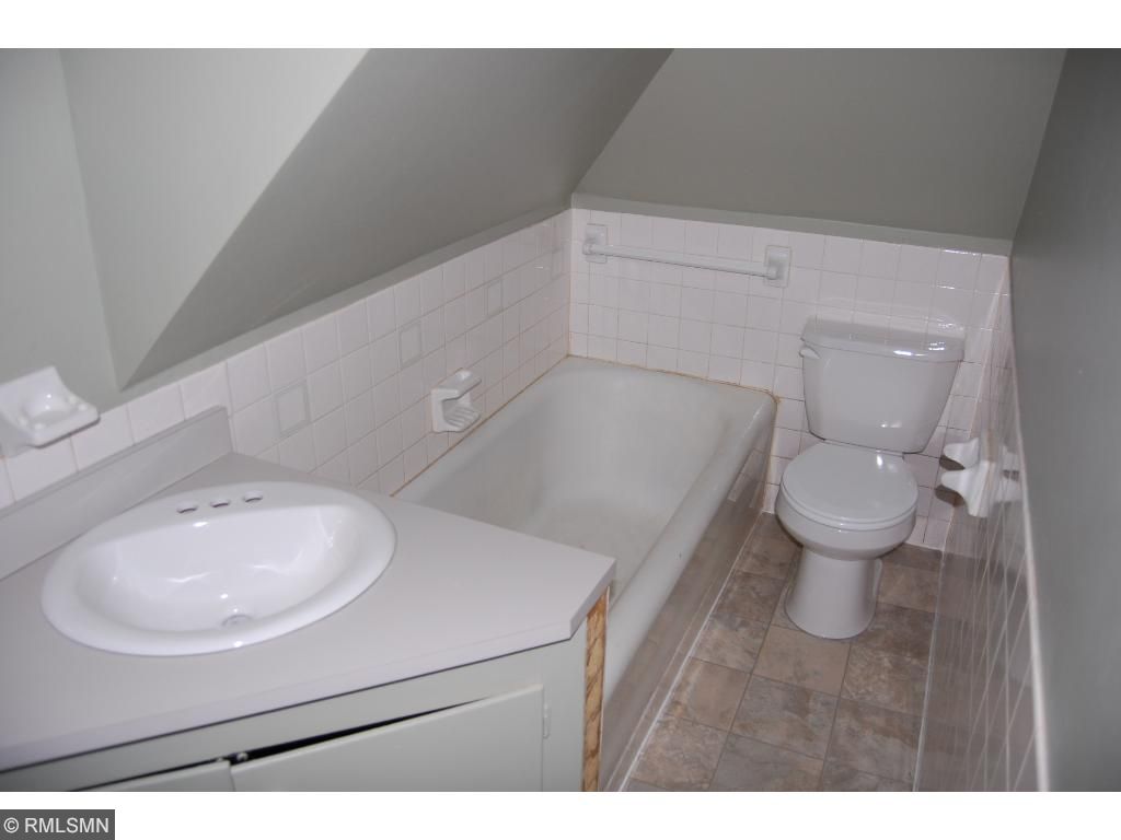 1016 5th St NW, Faribault, MN 55021 photo 6