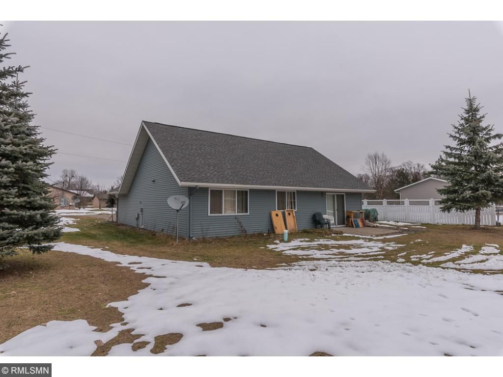 911 W Second St, Pillager, MN 56473 photo 2