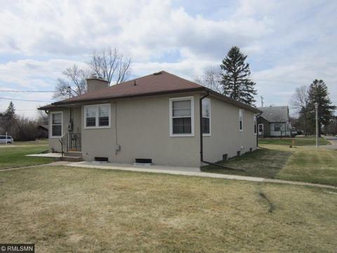 1024 7th Ave NE, Brainerd, MN 56401 photo 2