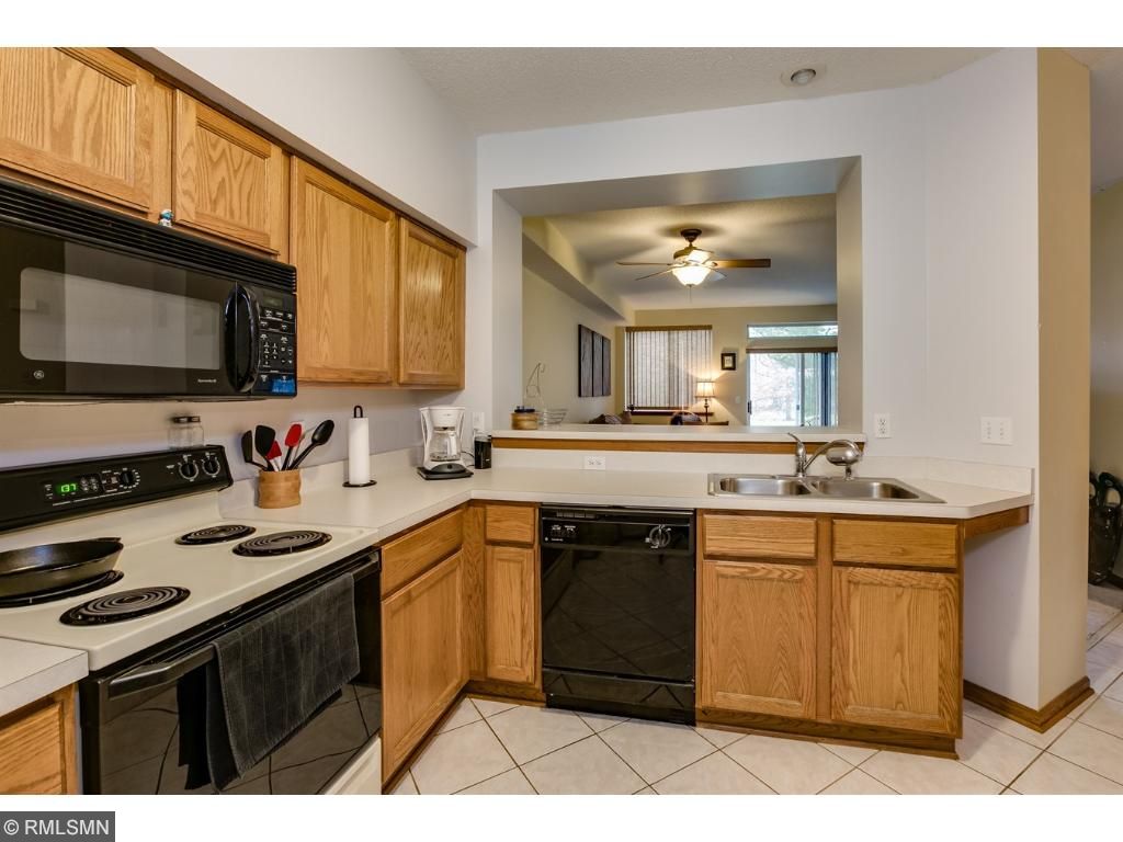 2178 Water Lilly Ln, Eagan, MN 55122 photo 10