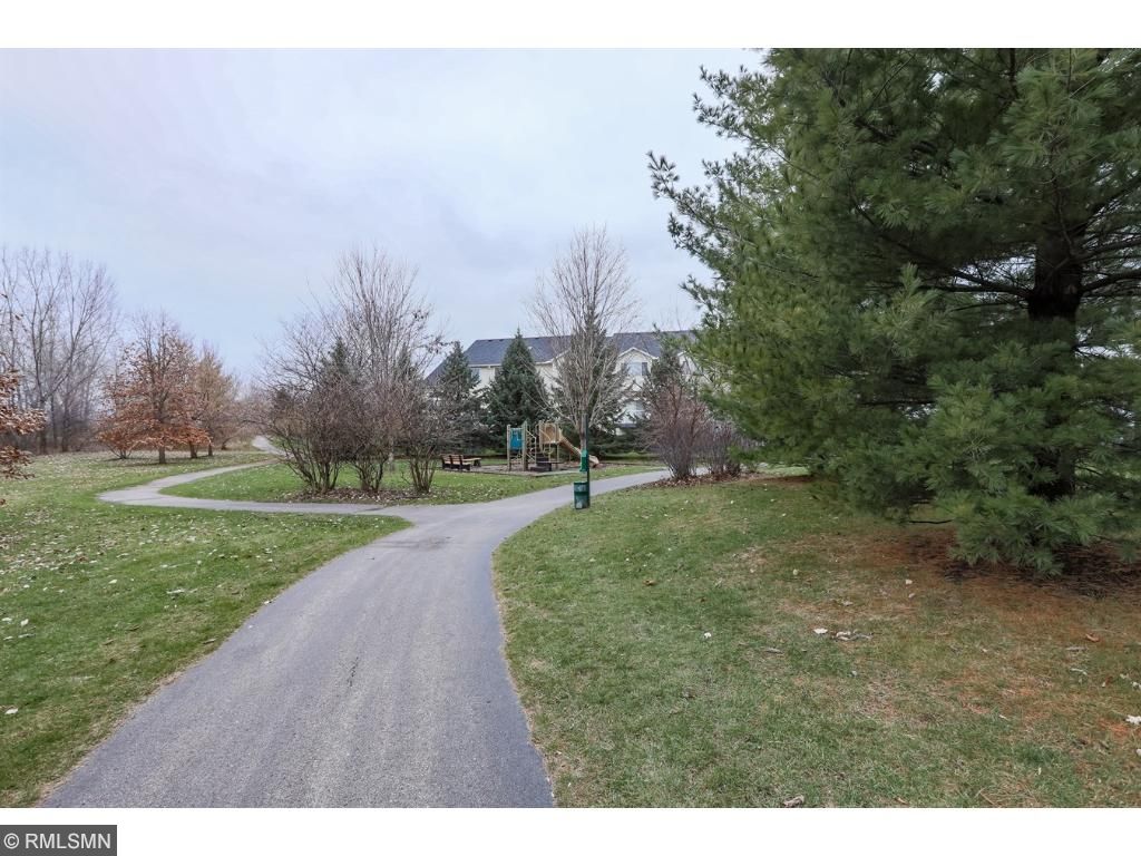 2178 Water Lilly Ln, Eagan, MN 55122 photo 18