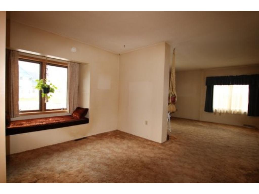 202 3rd St SW, Staples, MN 56479 photo 6