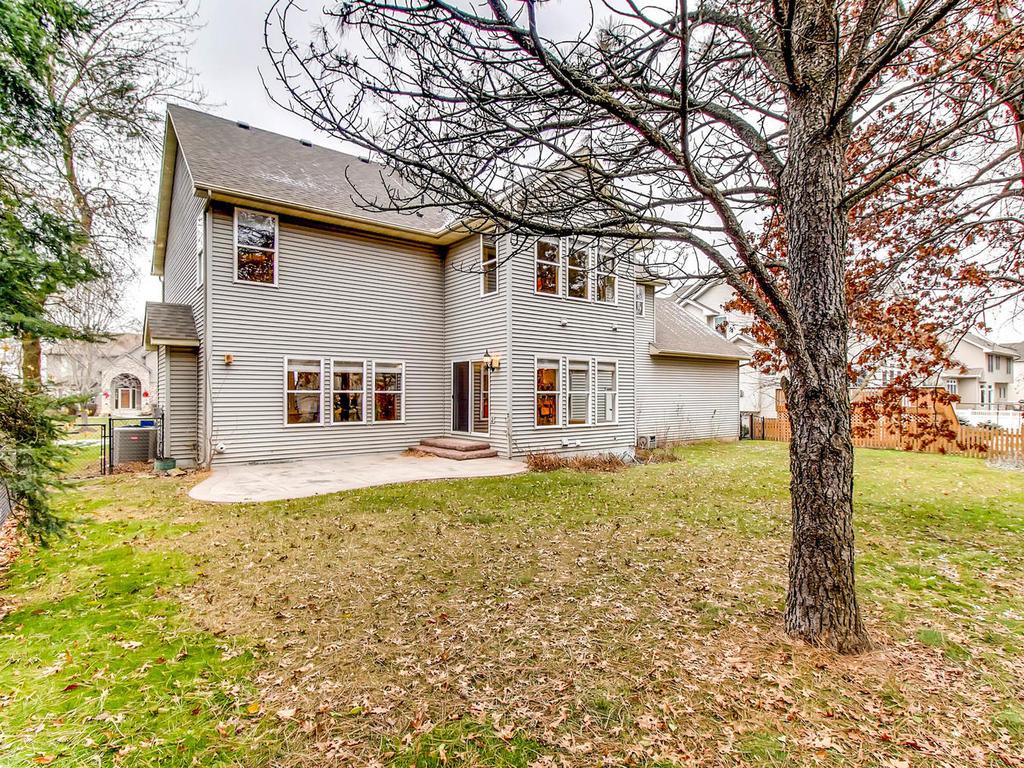 4952 Pine Ln, Eagan, MN 55123 photo 23