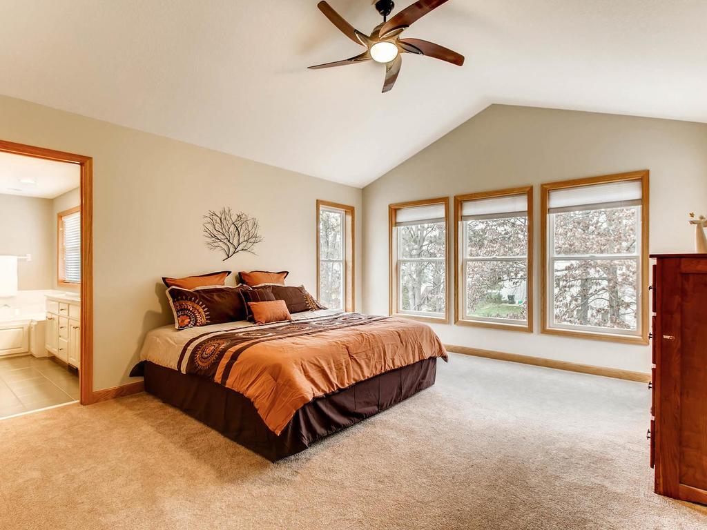 4952 Pine Ln, Eagan, MN 55123 photo 13