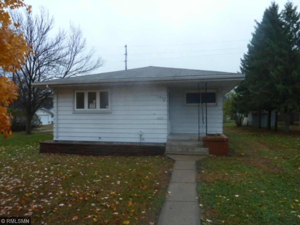 1202 11th Ave S, Saint Cloud, MN 56301 photo 1