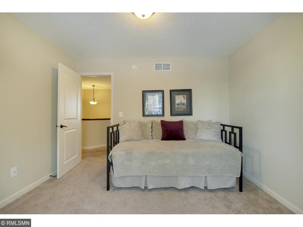 3989 Cedar Grove Ln, Eagan, MN 55122 photo 18