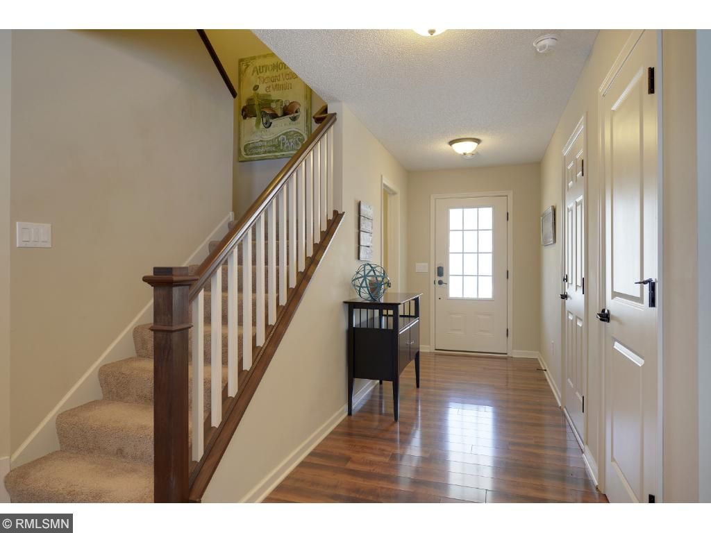 3989 Cedar Grove Ln, Eagan, MN 55122 photo 4