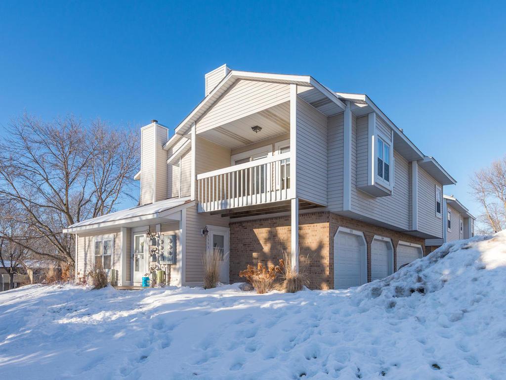 5353 Highpointe Ter, Bloomington, MN 55437 photo 13