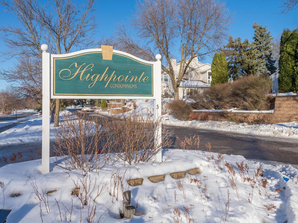 5353 Highpointe Ter, Bloomington, MN 55437 photo 14