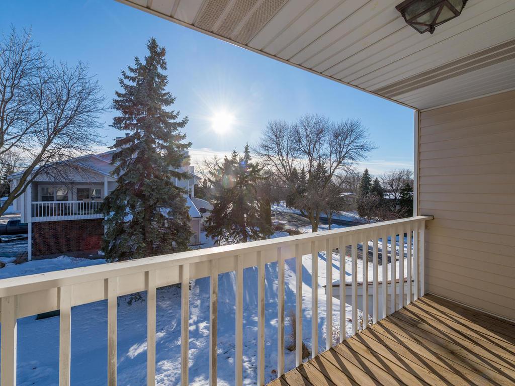 5353 Highpointe Ter, Bloomington, MN 55437 photo 12