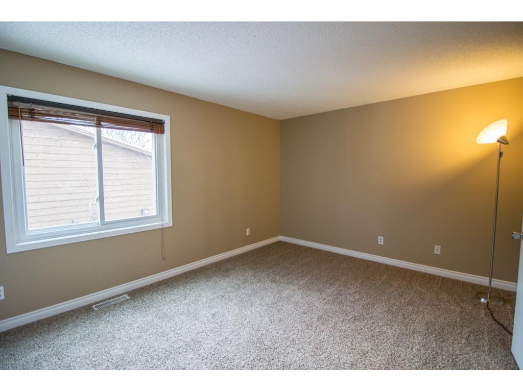 4772 Galaxie Ave, Eagan, MN 55122 photo 8