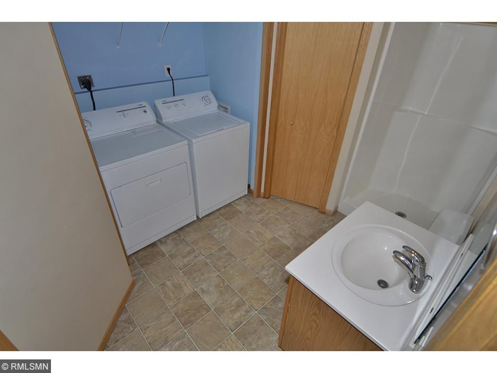1461 S Trail Cir, Faribault, MN 55021 photo 10