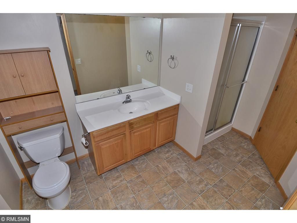 1461 S Trail Cir, Faribault, MN 55021 photo 9
