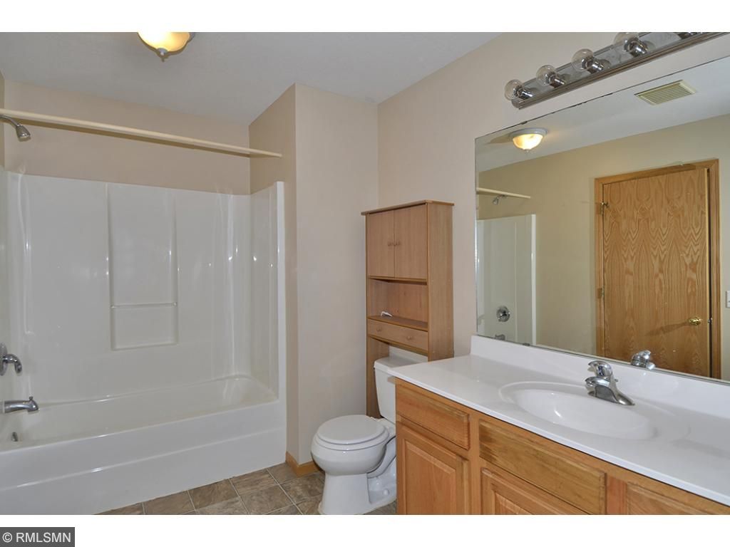 1461 S Trail Cir, Faribault, MN 55021 photo 8