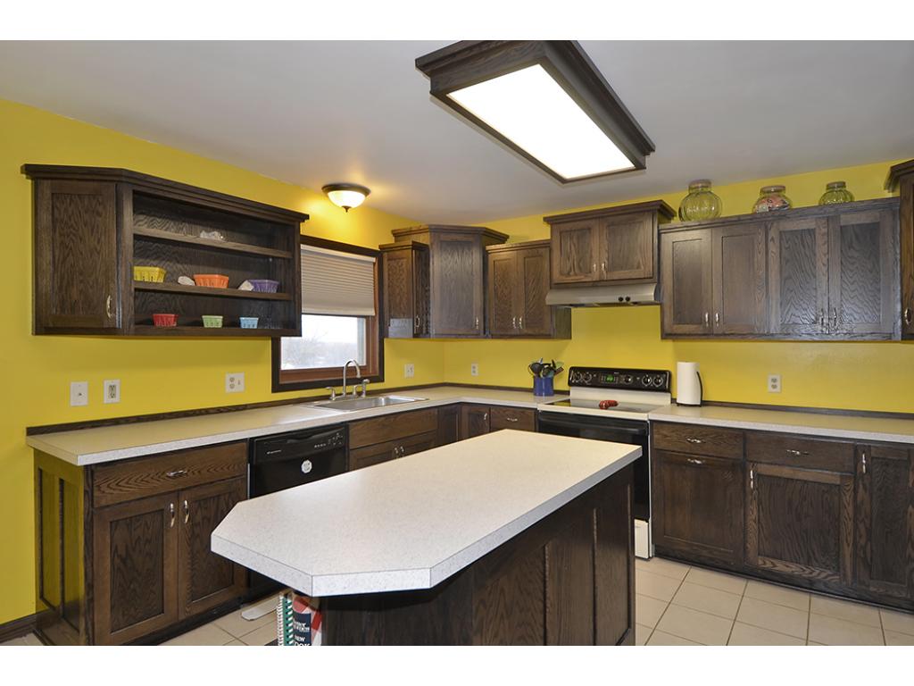 1025 Division St E, Faribault, MN 55021 photo 4