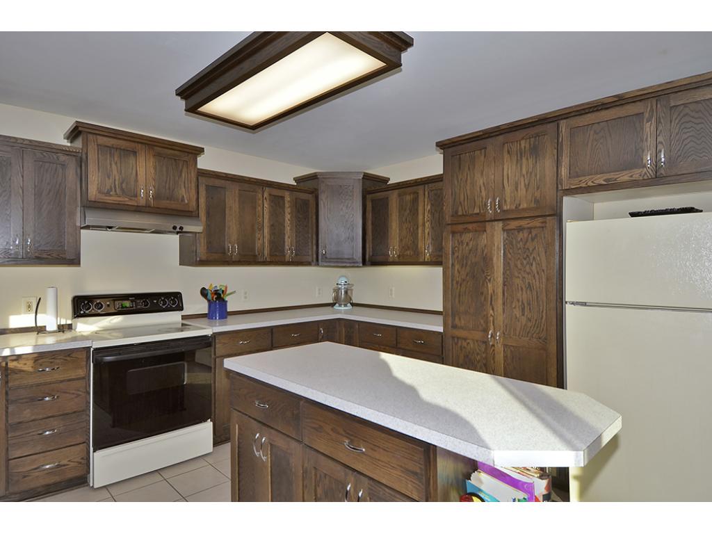 1025 Division St E, Faribault, MN 55021 photo 6