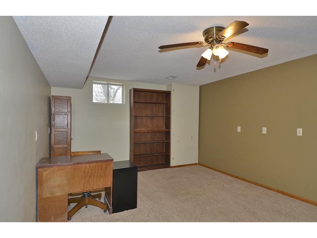1025 Division St E, Faribault, MN 55021 photo 10