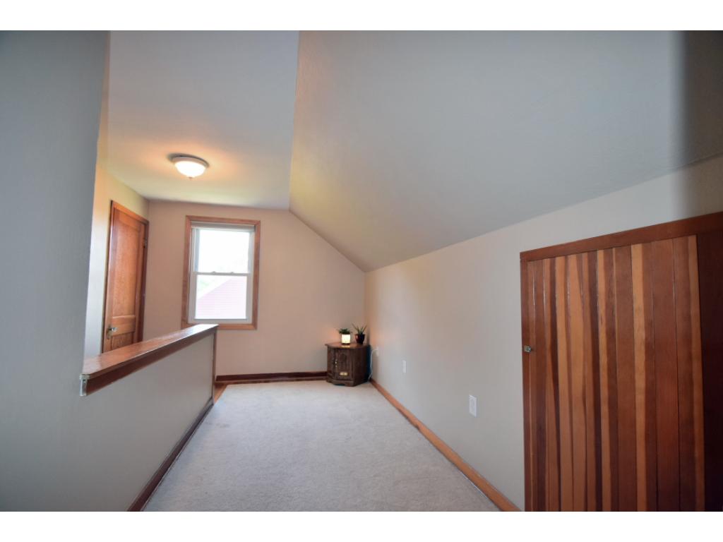 511 2nd St SE, Waseca, MN 56093 photo 9