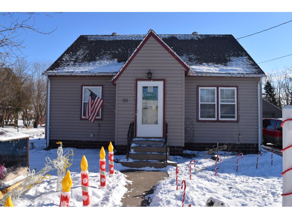 511 2nd St SE, Waseca, MN 56093 photo 1