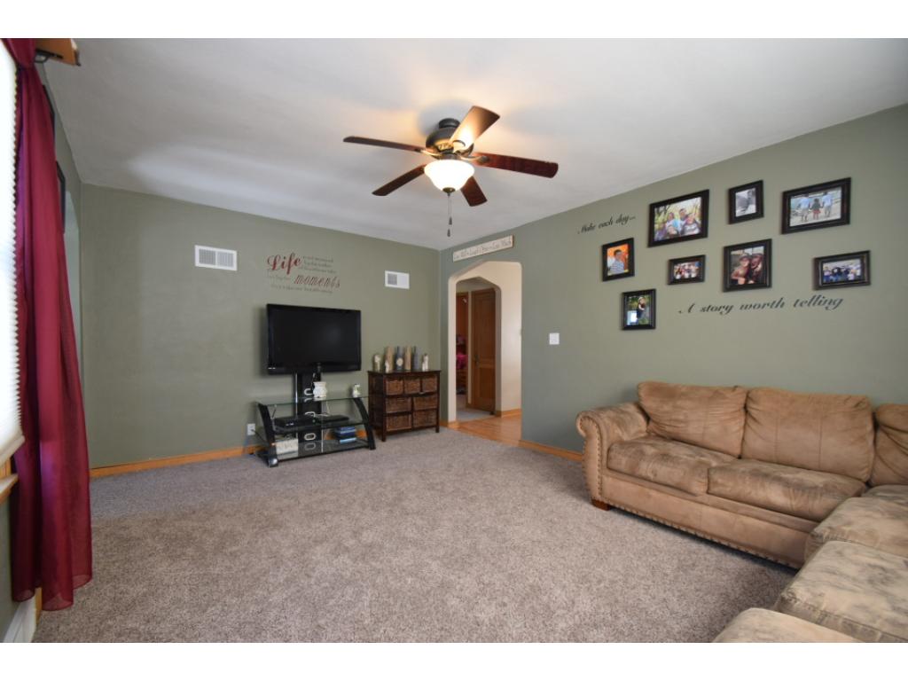 511 2nd St SE, Waseca, MN 56093 photo 7
