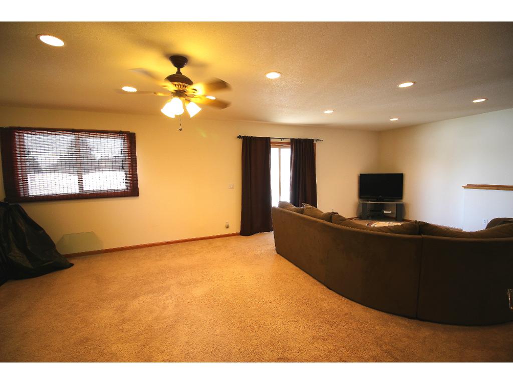 21098 Buchanan St NE, Cedar, MN 55011 photo 21