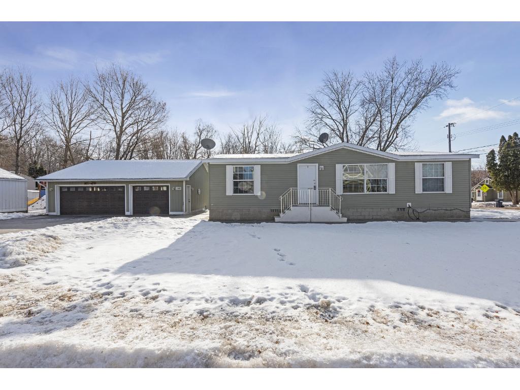 2180 Fairview Ln, Mound, MN 55364 photo 2