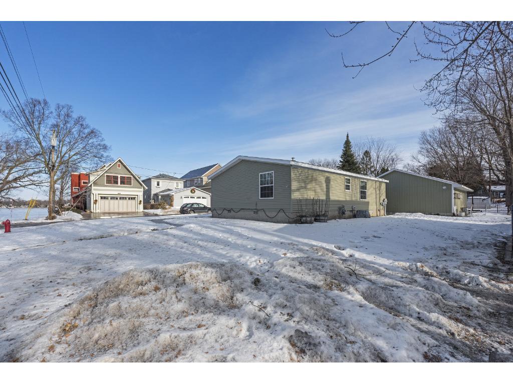 2180 Fairview Ln, Mound, MN 55364 photo 5