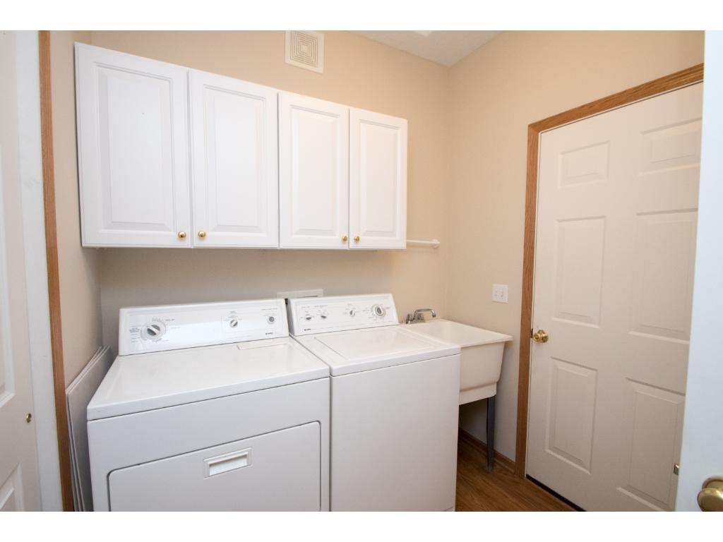 1664 Oakbrooke Ct, Eagan, MN 55122 photo 20