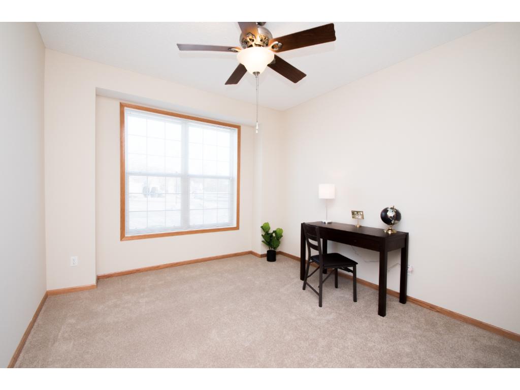 1664 Oakbrooke Ct, Eagan, MN 55122 photo 16